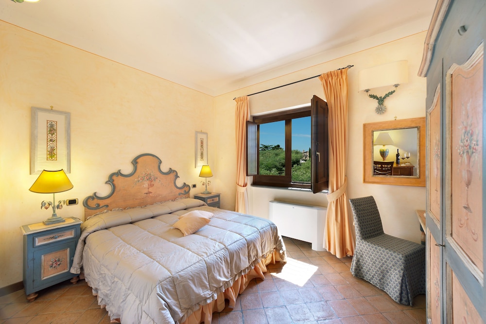 Classic Apartment, 1 Bedroom - Photo 1