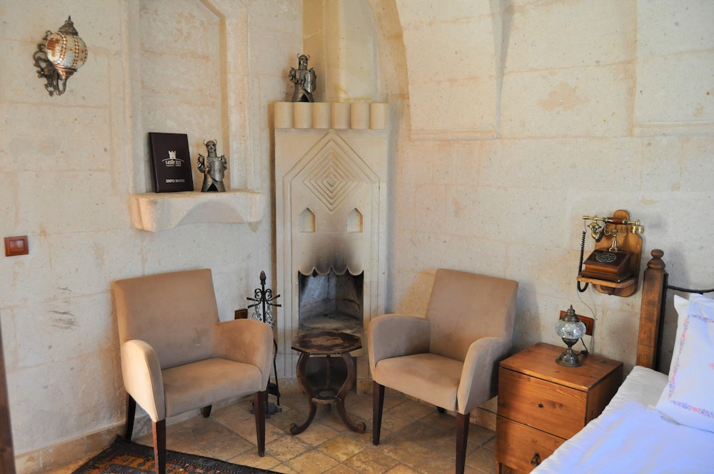 Room (Budget Arch) photo 1