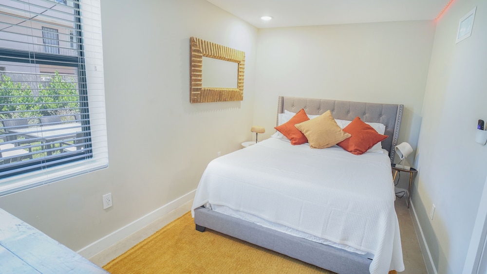 Apartment photo 3