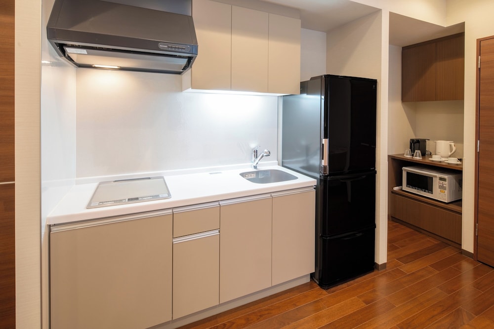 Family Room for 5 adult, Non Smoking (with Kitchen, 13-14th floors, 46 sqm) photo 2