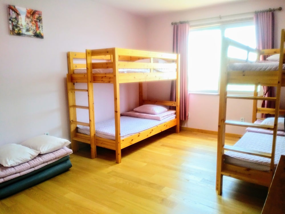 Private Unit, 3 Bedroom, 3 Bathroom, Sleeps 16 photo 1