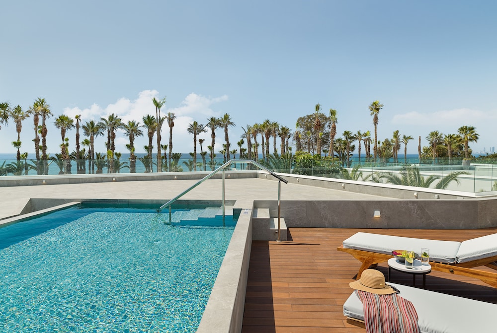 Swim Up Junior Suite Sea View - Photo 10