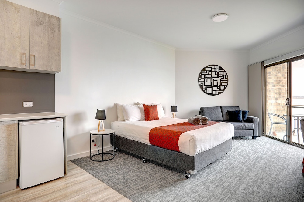 Executive Room, 1 King Bed, Sea View photo 1