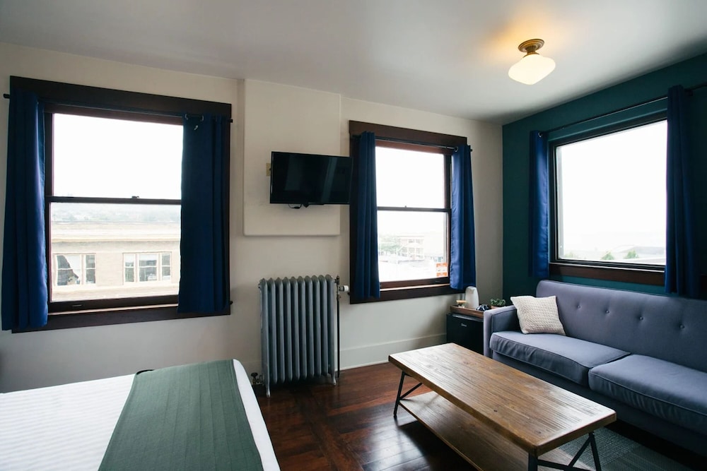 Superior Room (Standard River View) photo 2