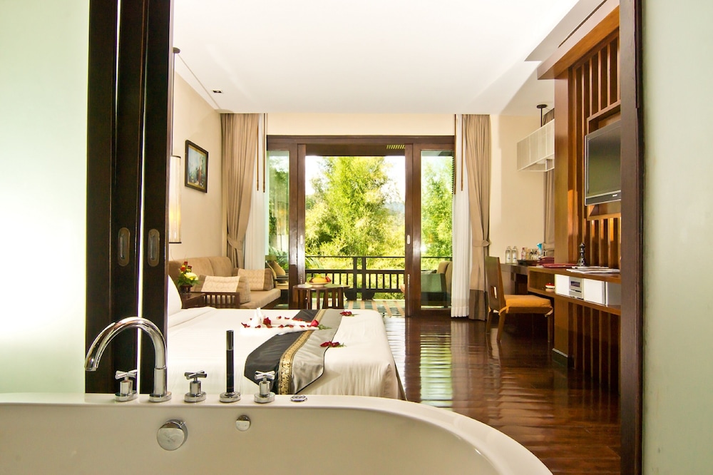 Mountain Deluxe Room - Photo 6