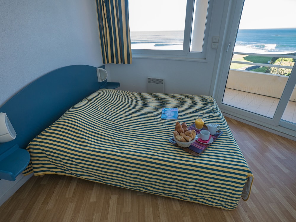 Apartment, 2 Bedrooms (6 persons, Sea Side) photo 1