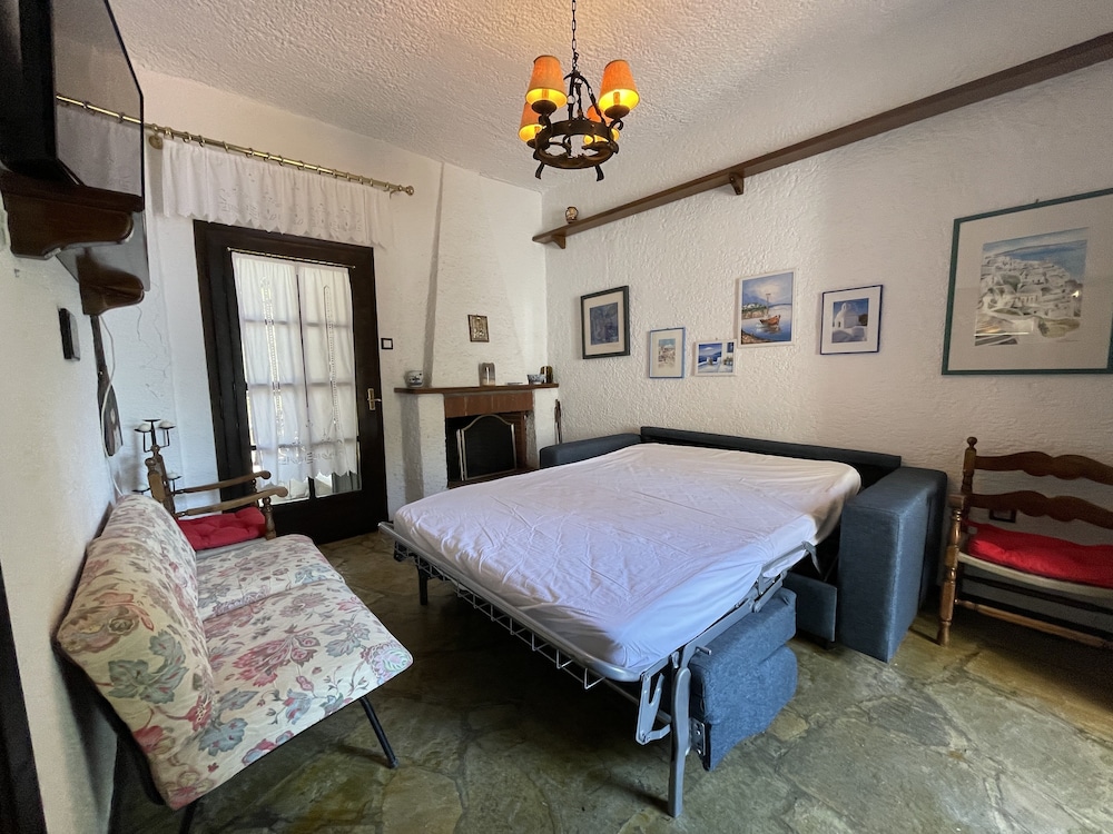 Apartment, 2 Bedrooms, Balcony, Garden View photo 1