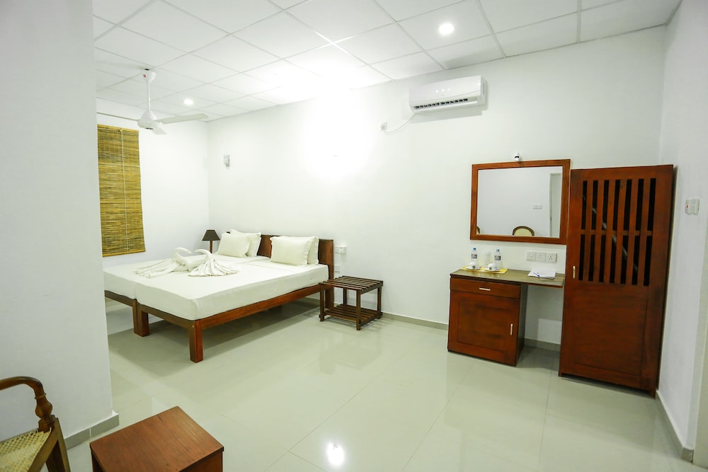 Superior Double or Twin Room, 1 King Bed, Garden View photo 1