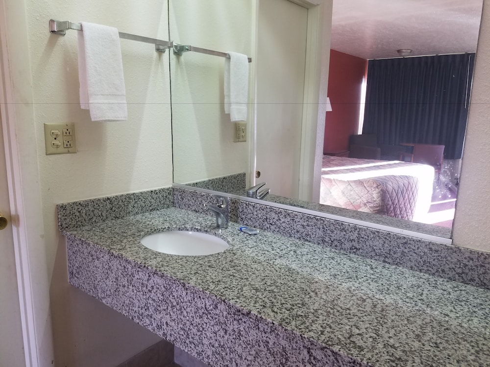 Standard Room, 1 Bedroom photo 2