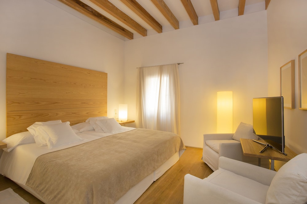 Superior Double Room - Photo 1
