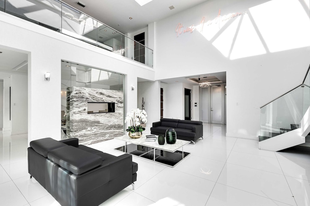 Modern Waterfront Mansion in the Heart of Las Olas Minutes From the Beach, Bilde 14