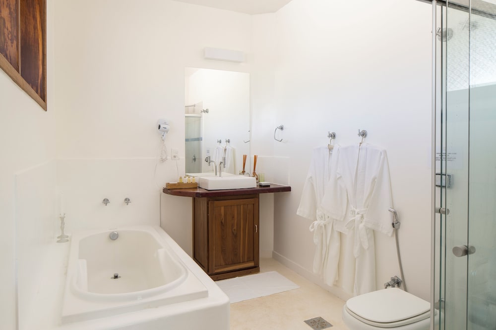 Deluxe Suite photo 2