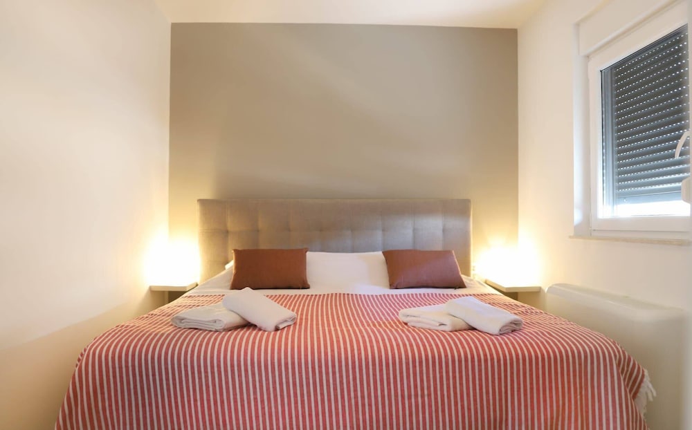 Apartment, 1 Bedroom, Balcony, Garden View