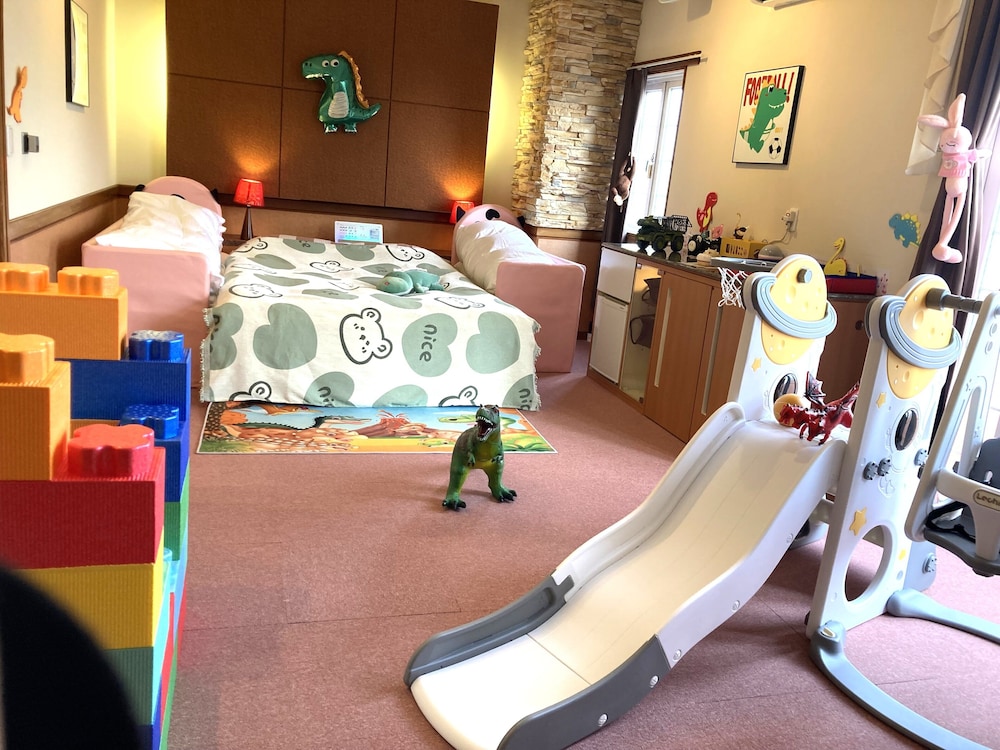 Dinosaur Room, Non Smoking - Photo 9
