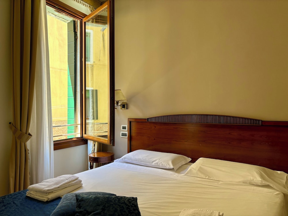 Comfort Quadruple Room photo 3