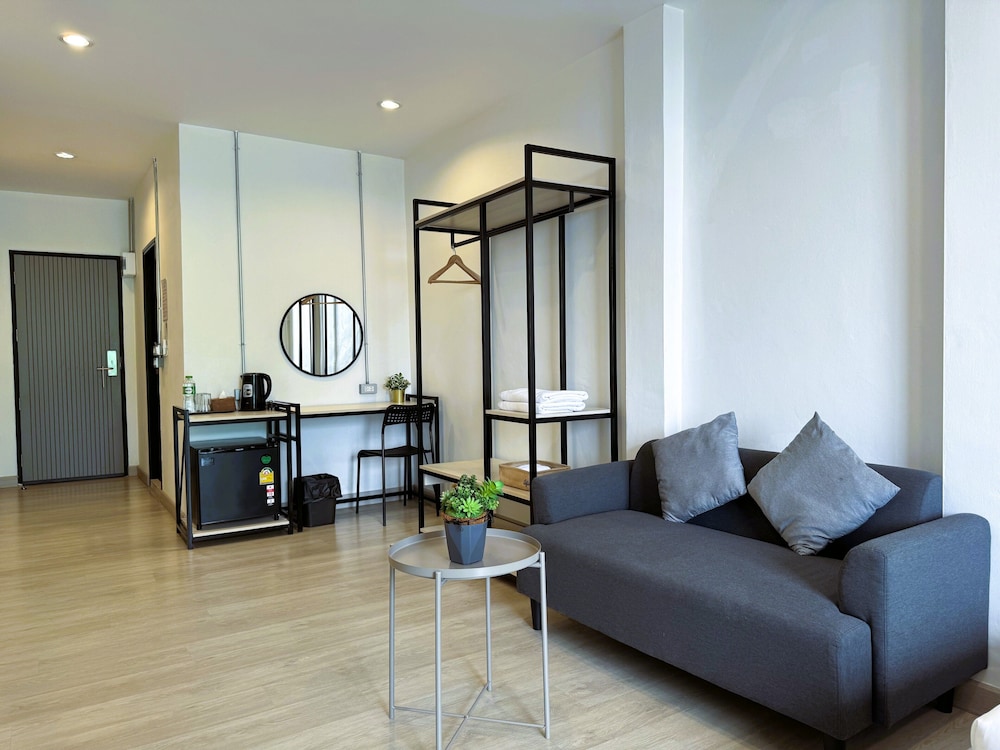 Superior Room Twin Bed photo 3