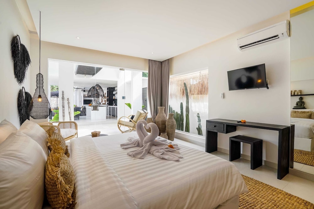 Basic Villa, Multiple Beds photo 3