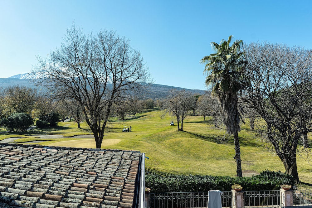 Club Double Or Twin Room, Golf View
