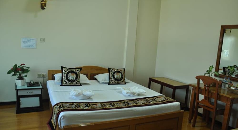 Standard Room photo 2