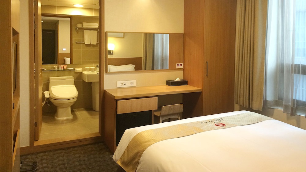 [RTA K-Ramyun PKG] Standard Double (ROOM+ K-Ramyun One-time Ticket (one Daily Ticket each))