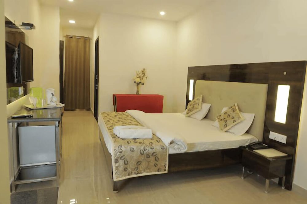 Premium Suite