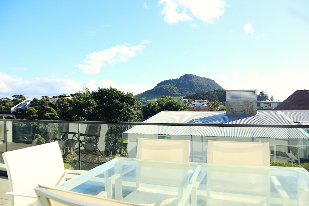 Exclusive Apartment, 2 Bedrooms, Mountain View photo 3