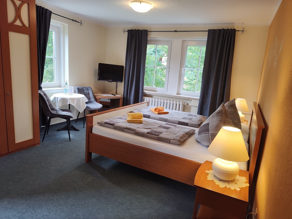 Classic Double Room, Private Bathroom - Photo 6
