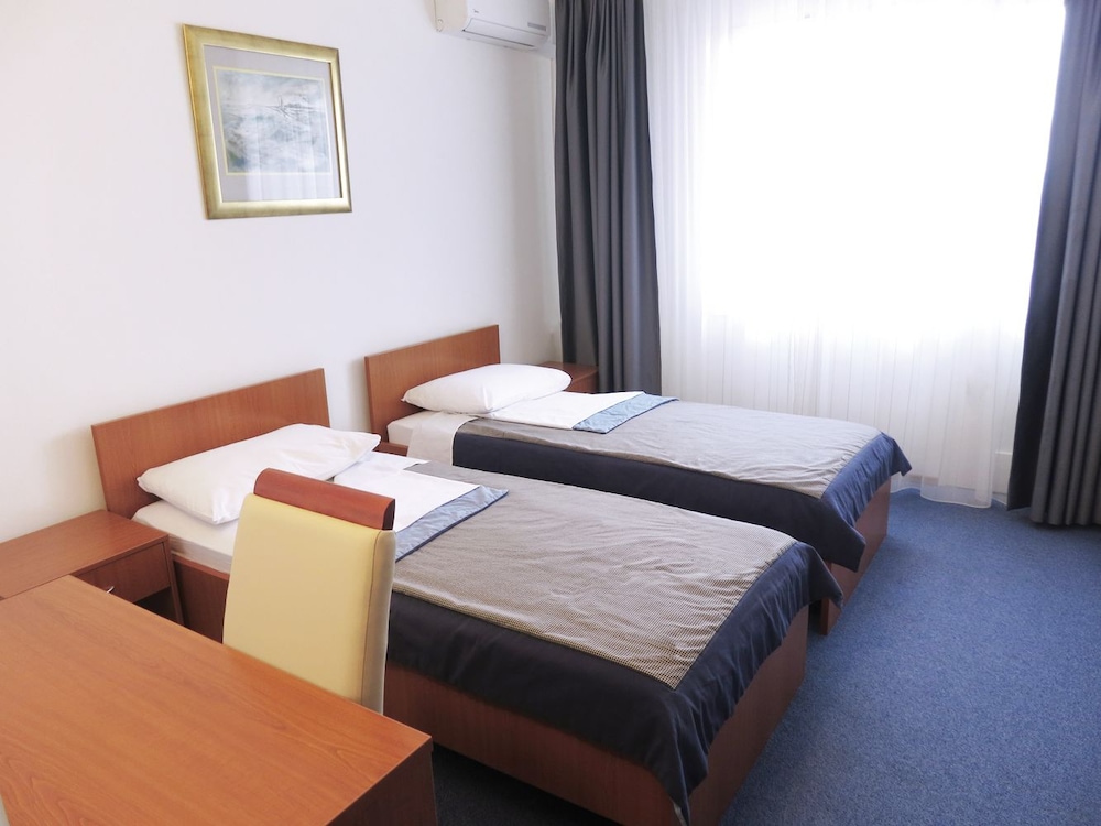 Economy Double or Twin Room, Balcony, City View