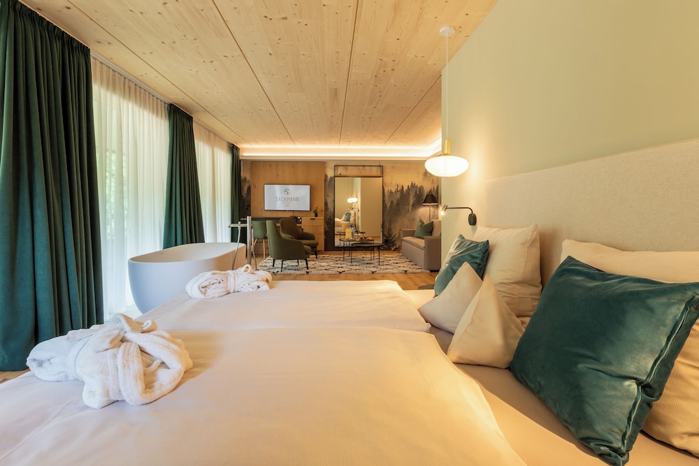 Suite photo 1