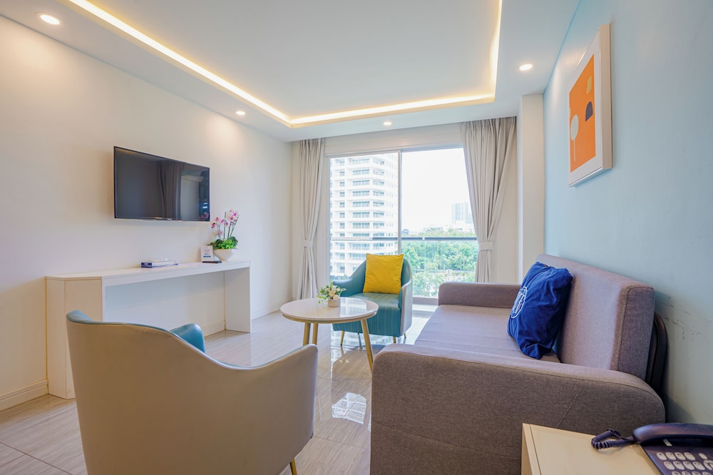 2 Bedroom Family - Photo 7