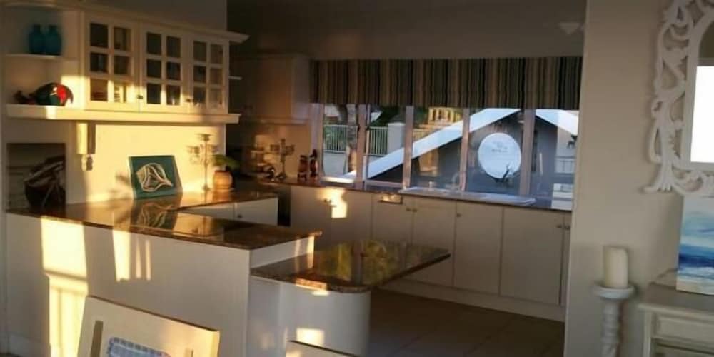 Apartment, 2 Bedrooms, Sea View (Acacia Crescent ) photo 2
