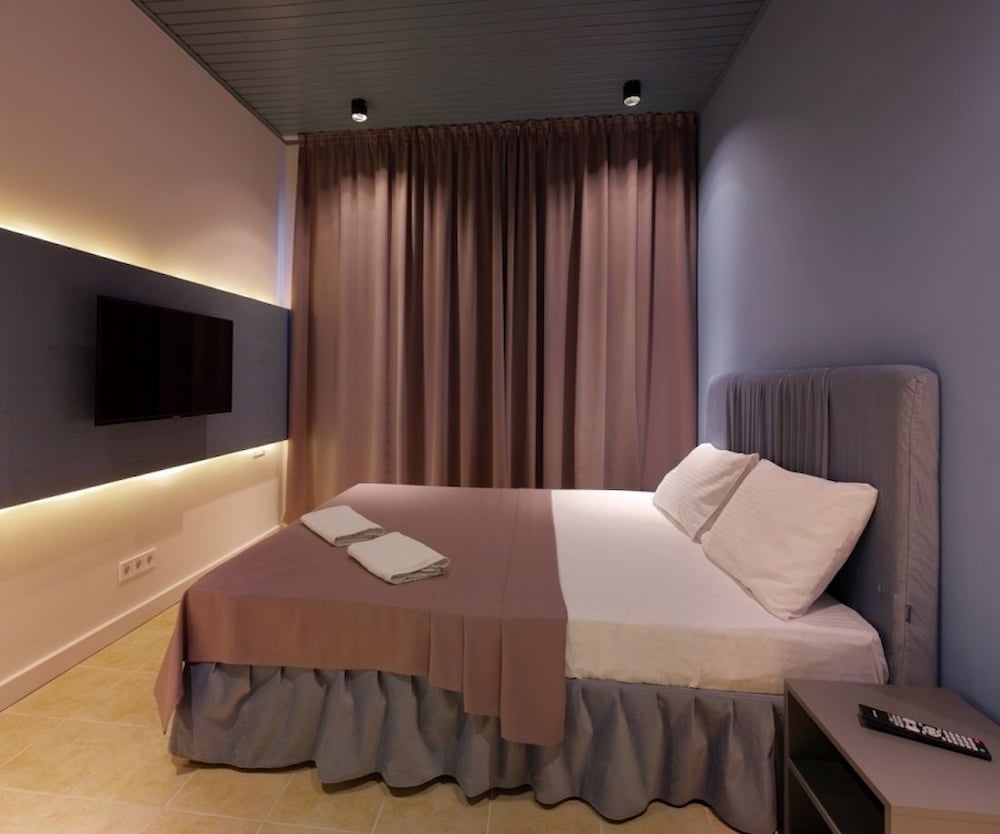 Double Room, 1 Double Bed, Non Smoking photo 1