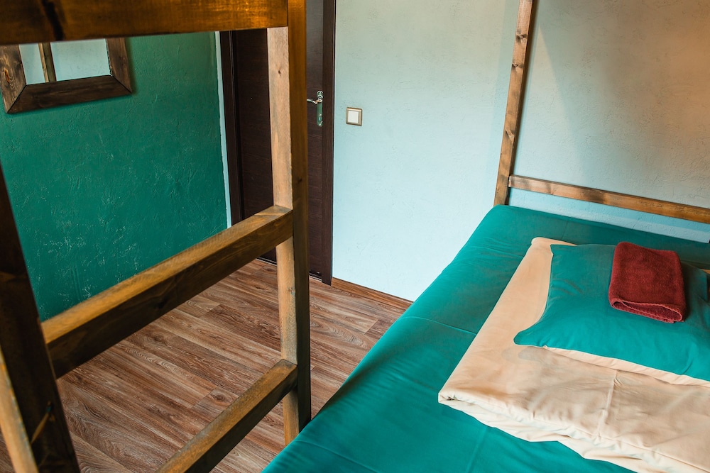 Economy Twin Room photo 1