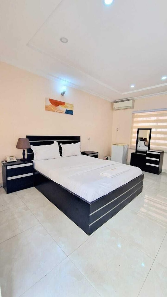 Basic Room, Non Smoking, Air conditioning