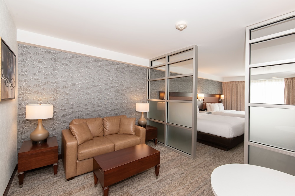 Suite, 2 Queen Beds, Non Smoking - Photo 4