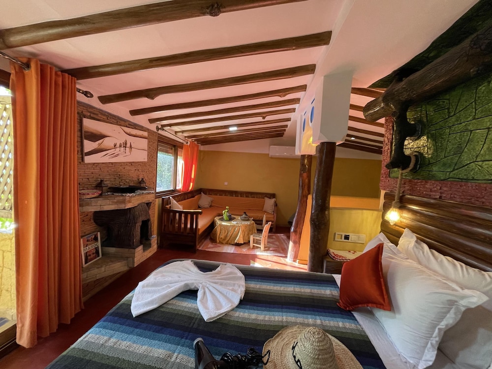 Family Room, 1 Bedroom, Balcony, River View photo 3