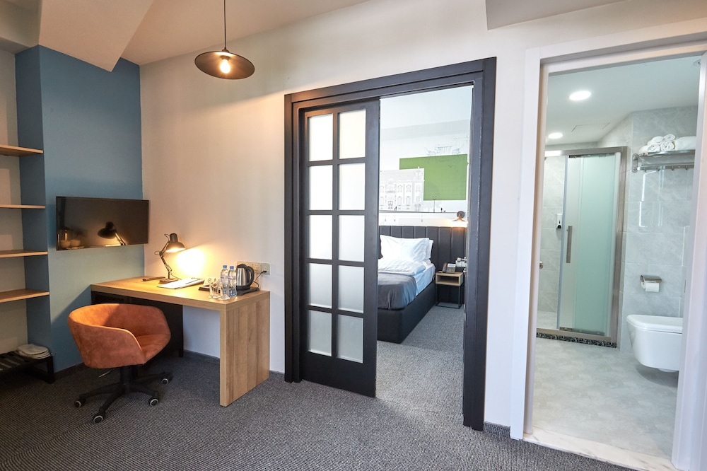 Deluxe Double Room, Balcony photo 2