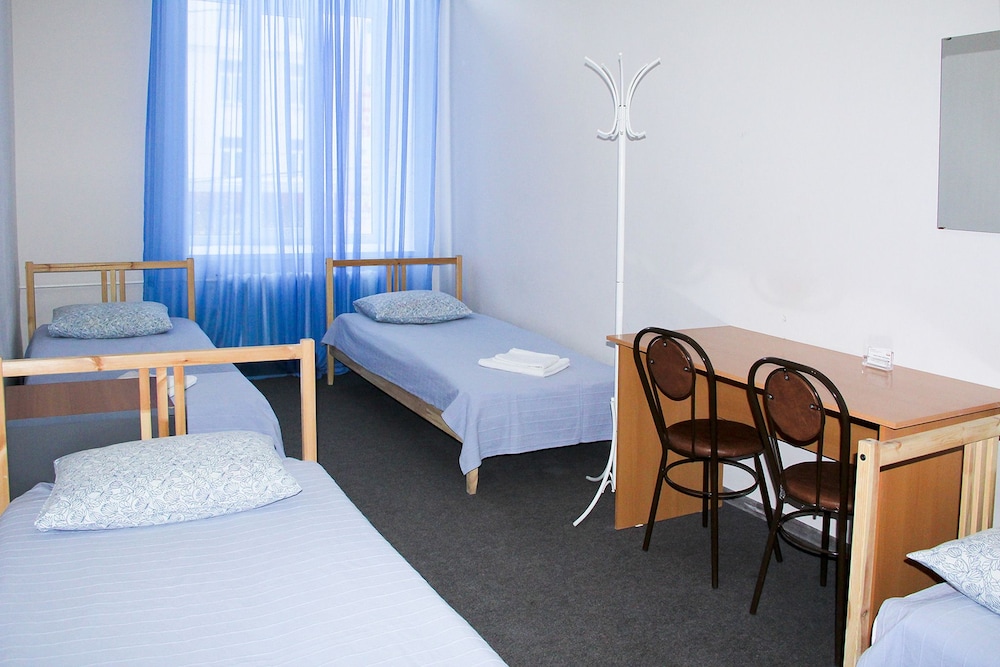 Shared Dormitory, Men only (4 People) photo 1