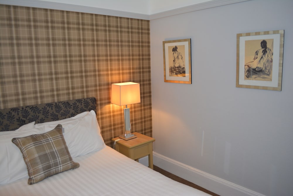 Standard Room, 1 Double Bed, Non Smoking - Photo 17
