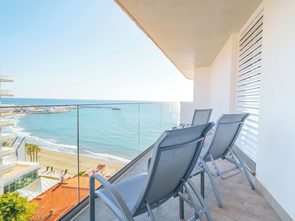 Superior Double Room, Partial Sea View (2 Adults)