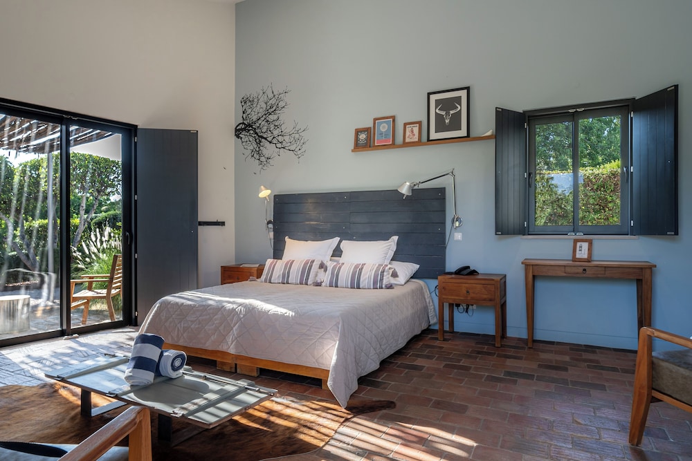 Suite (Garden) photo 3