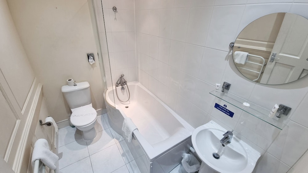 Superior Double Room, Ensuite photo 2