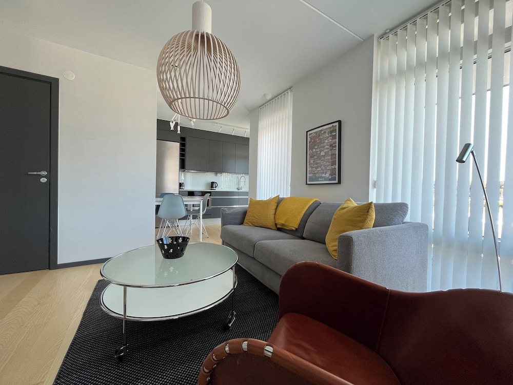Exclusive Apartment, 1 Queen Bed with Sofa bed, Pool View photo 2
