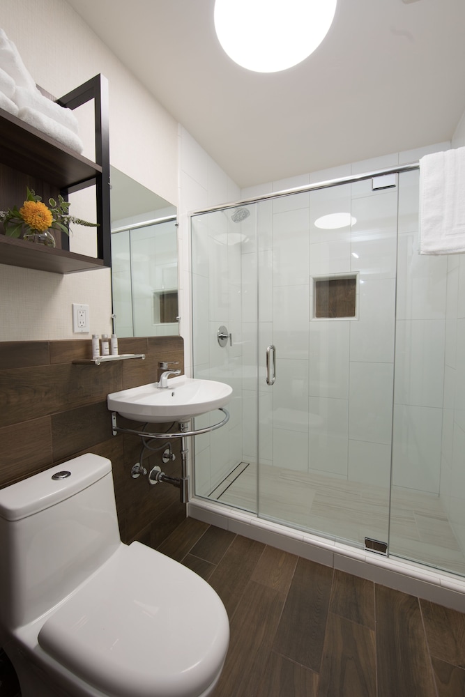 Deluxe Double Room, 2 Double Beds, Non Smoking - Photo 4