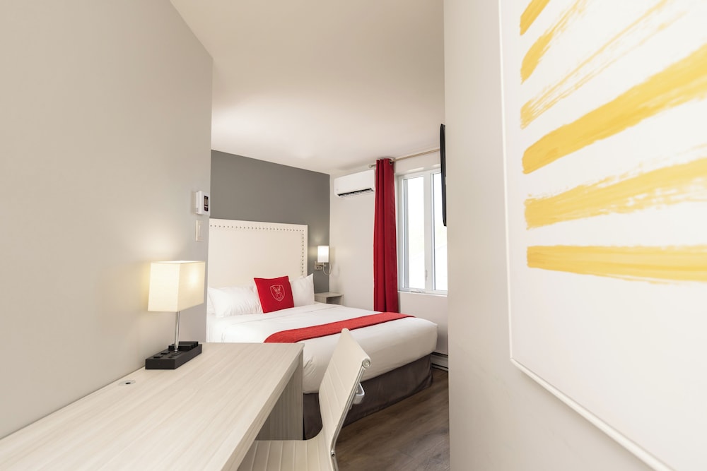 Economy Room, 1 Queen Bed - Photo 2