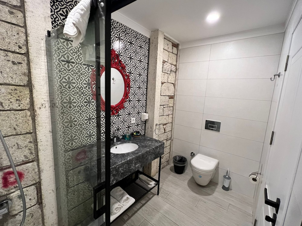 Standard Quadruple Room - Photo 3