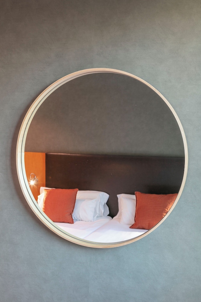 Standard Double or Twin Room - Photo 2