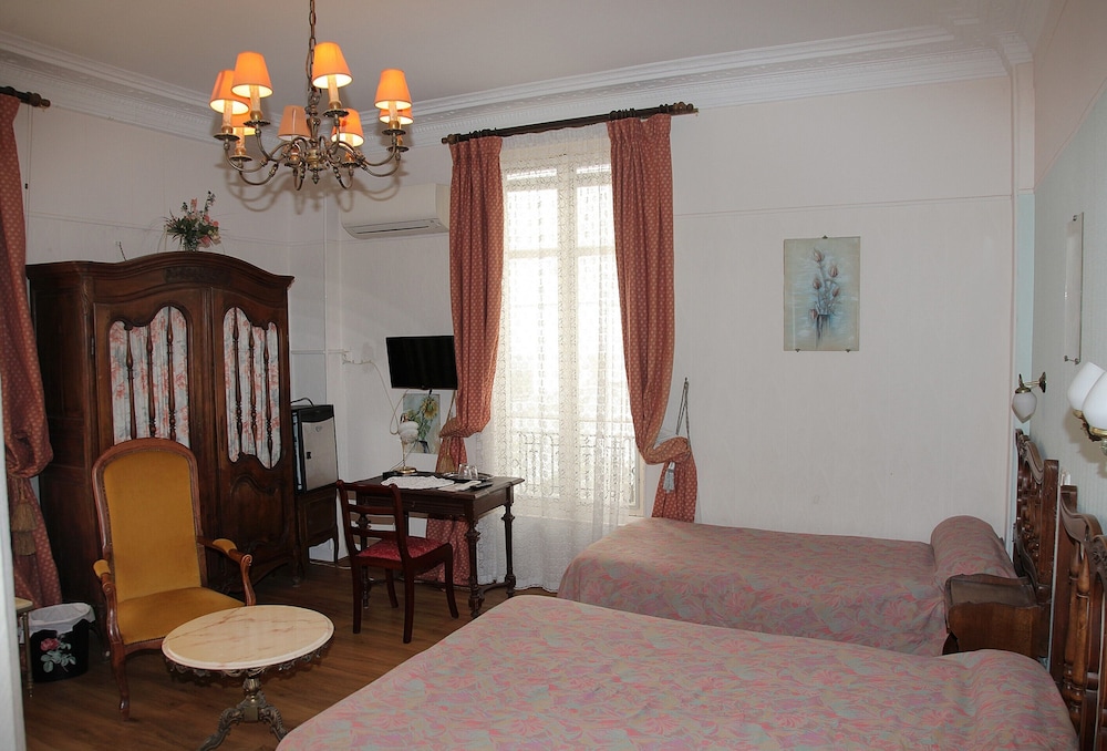 Triple Room - Photo 1