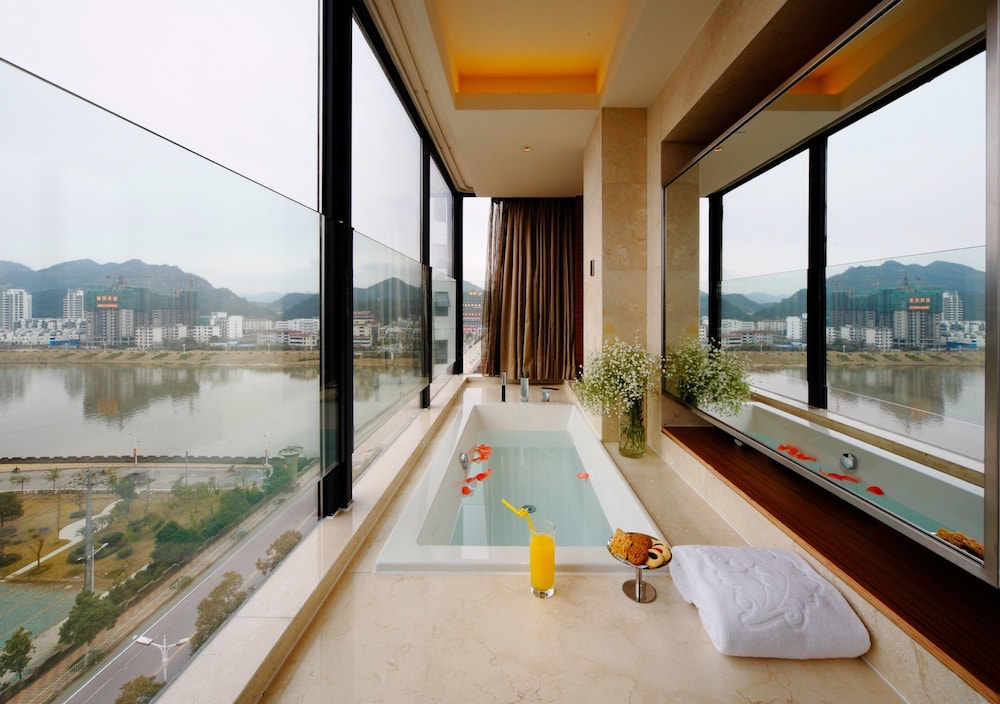 Deluxe Double Room, River View photo 1