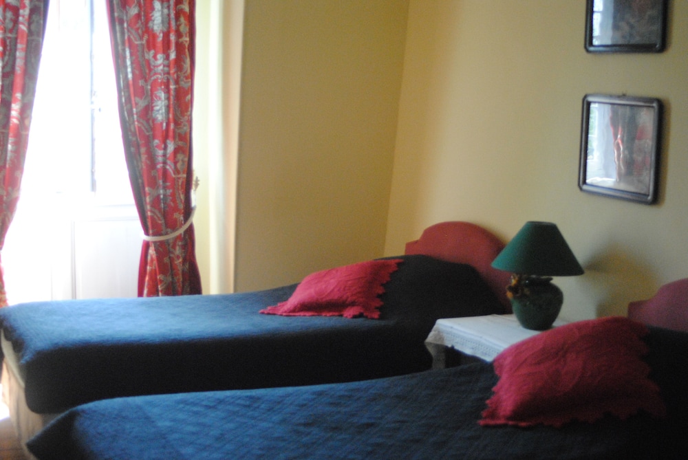 Suite (La Suite Des Précieuses) photo 1